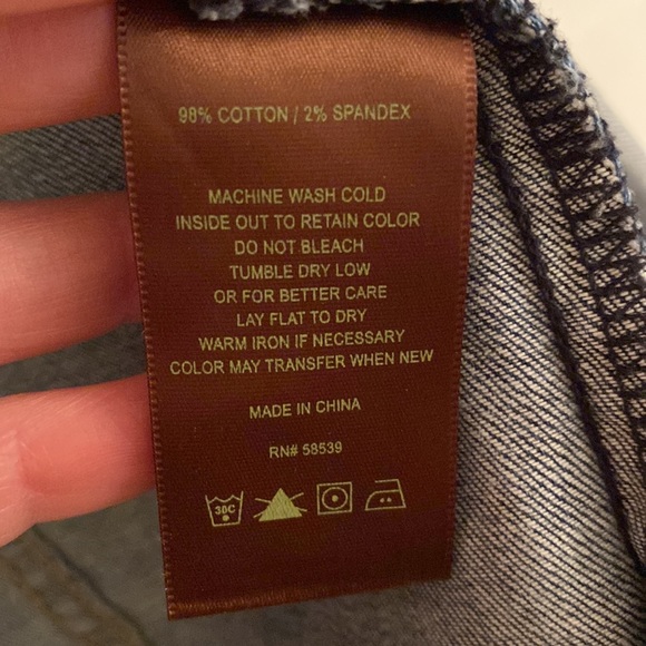 KUT from the Kloth Jean Jacket - Picture 8 of 9